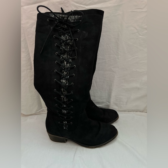 Lace up Combat Boots - Picture 2 of 4
